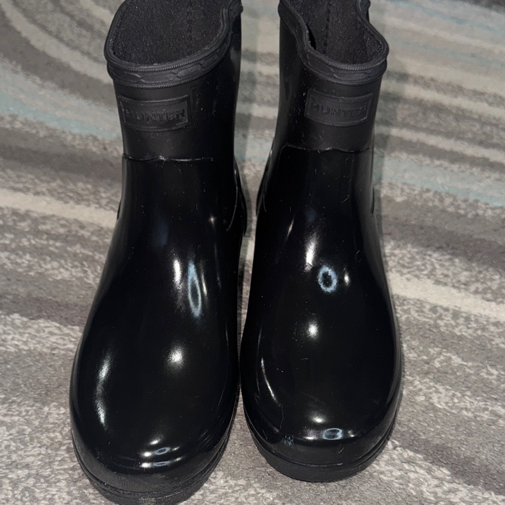 Hunter Glossy Black Ankle Boots